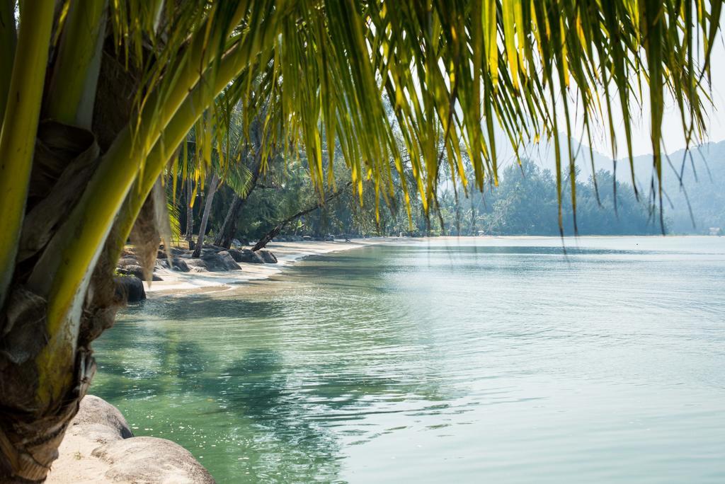 Vitamin Sea Villas Koh Chang Exteriör bild